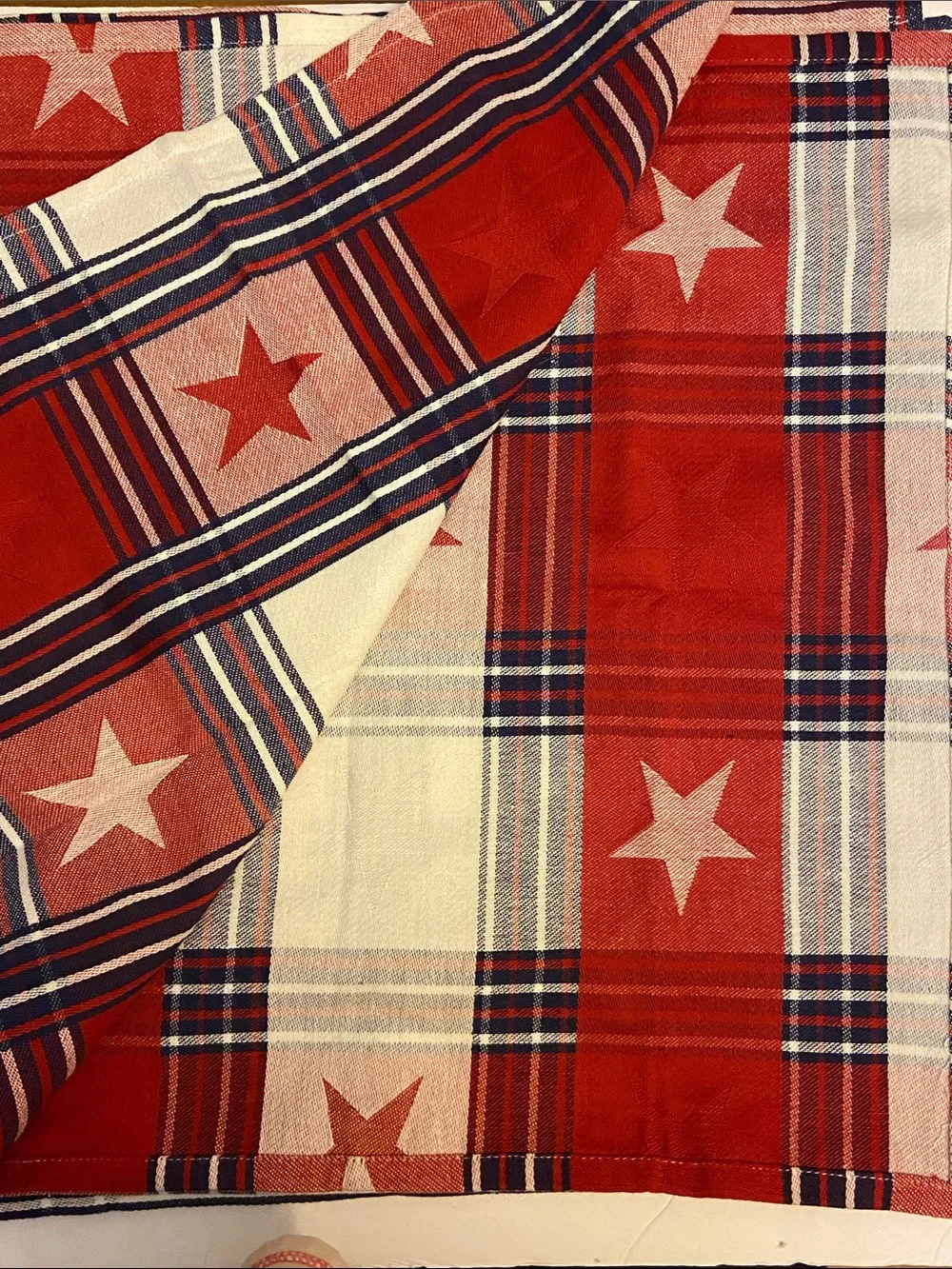 Pampered Chef Patriotic Star Plaid Tablecloth & 6 Мatching Napkins Set